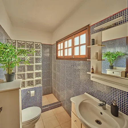 Playa Marina Eco 阿列塔